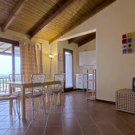 Bilocale Ciclamino * Punta de su Torrione